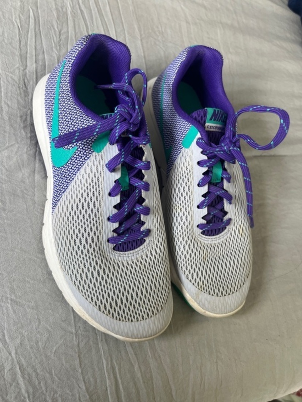Nike Women’s White, Purple & Teal Athletic Running Sneakers